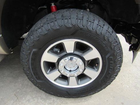 Used 2011 Ford F250 King Ranch w/ FX4 Off Road Pkg AWD/4WD image 7