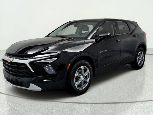Used 2024 Chevrolet Blazer LT w/ LPO, Floor Liner Package FWD image 1