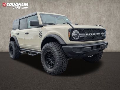 New 2026 Ford Bronco Big Bend w/ Black Appearance Package