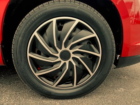 Used 2015 FIAT 500L Pop image 21