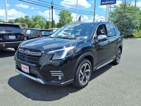 Certified 2023 Subaru Forester Touring w/ Popular Package #2 AWD/4WD image 5