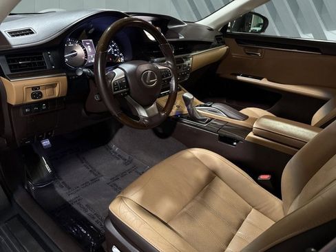 Used 2016 Lexus ES 350 image 11