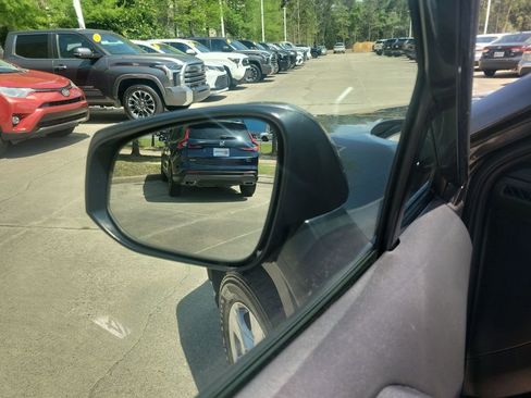 Used 2024 Toyota RAV4 XLE w/ Convenience Package image 13