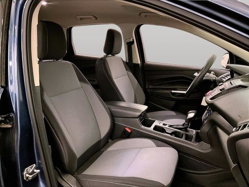 Used 2018 Ford Escape SE image 7