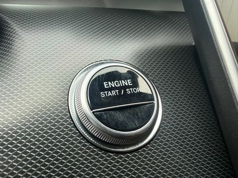 Used 2024 Mercedes-Benz C 63 AMG S image 21