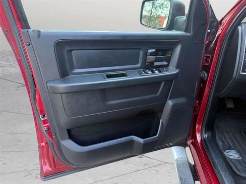Used 2015 RAM 1500 Express AWD/4WD image 15