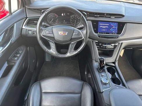 Used 2022 Cadillac XT5 Premium Luxury AWD/4WD image 5