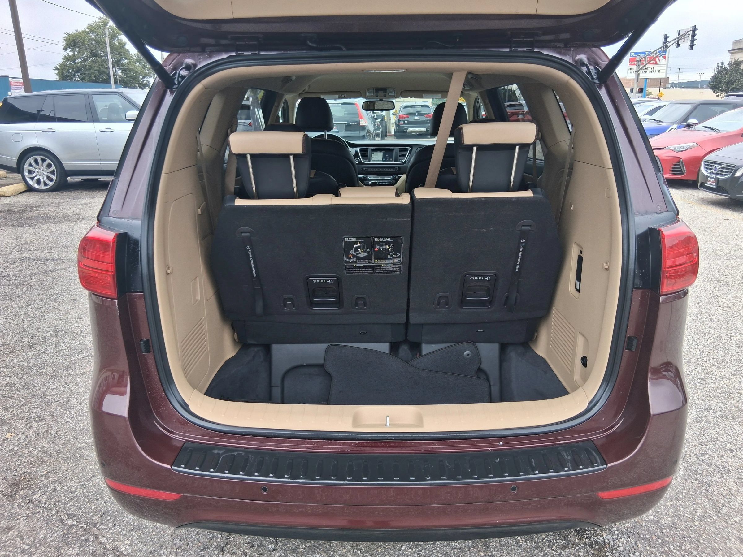 Used 2016 Kia Sedona SX FWD image 9