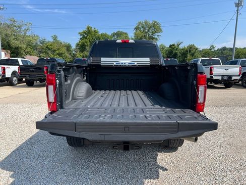 Used 2022 Ford F250 Lariat w/ Black Appearance Package AWD/4WD image 18