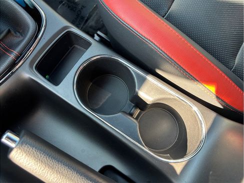 Used 2017 Kia Forte SX image 31