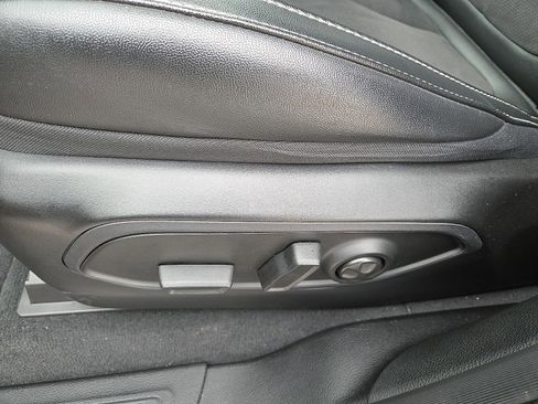 Used 2024 Jeep Grand Cherokee L Altitude image 15