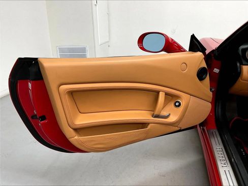 Used 2013 Ferrari California RWD image 16