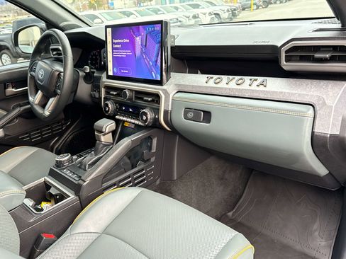 Used 2024 Toyota Tacoma 4x4 Double Cab Hybrid image 22