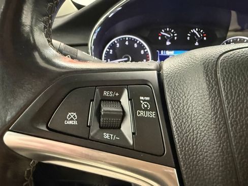 Used 2022 Buick Encore Preferred w/ Safety Package AWD/4WD image 23