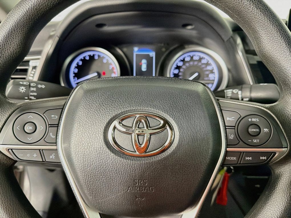Used 2023 Toyota Camry LE FWD image 16