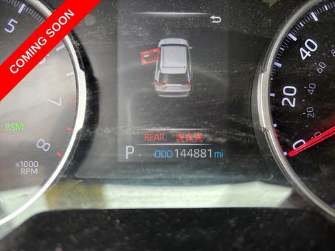 Used 2019 Toyota RAV4 XLE Premium w/ Carpet Mat Package FWD image 23