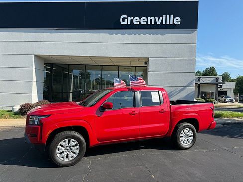 Used 2023 Nissan Frontier SV AWD/4WD image 2