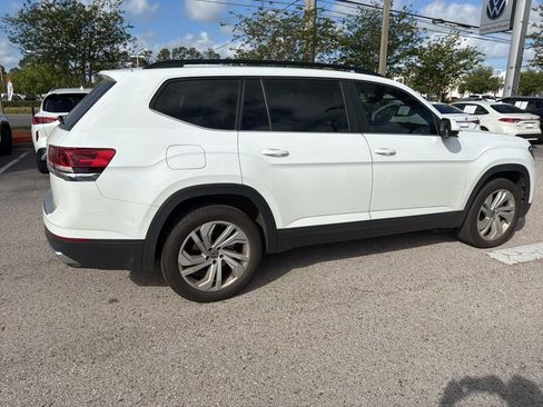 Certified 2023 Volkswagen Atlas SE w/ Panoramic Sunroof Package image 8
