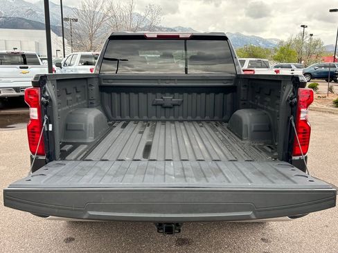 Used 2023 Chevrolet Silverado 1500 LT w/ Protection Package RWD image 5