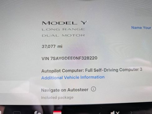 Used 2022 Tesla Model Y Long Range AWD/4WD image 21