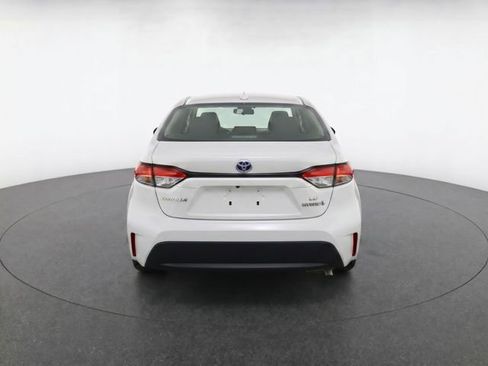 Used 2024 Toyota Corolla LE FWD image 7