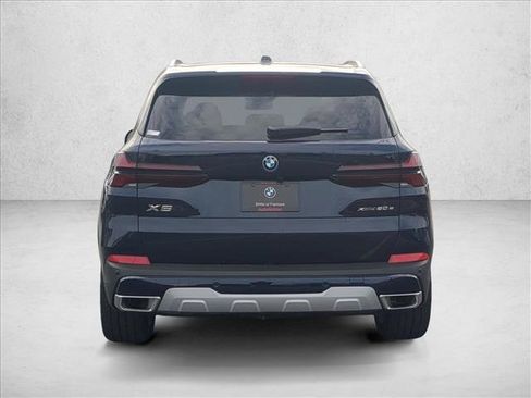 New 2026 BMW X5 xDrive50e AWD/4WD image 8