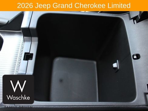 Used 2026 Jeep Grand Cherokee Limited w/ Trailer Tow Package AWD/4WD image 36