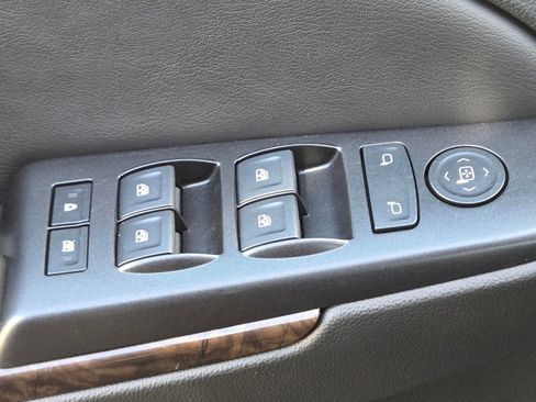 Used 2018 Chevrolet Tahoe LS RWD image 26
