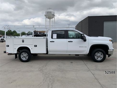 Used 2022 Chevrolet Silverado 2500 W/T w/ WT Convenience Package RWD image 5
