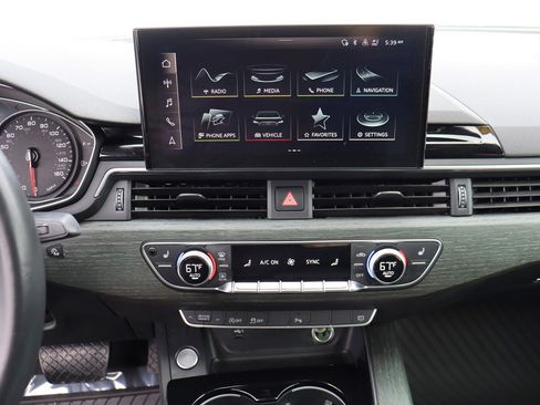 Used 2021 Audi A4 2.0T Premium w/ Convenience Package image 31