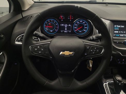 Used 2016 Chevrolet Cruze LT FWD image 22
