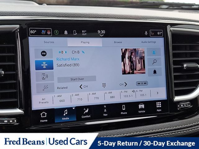 Used 2023 Chrysler Pacifica Limited FWD image 25