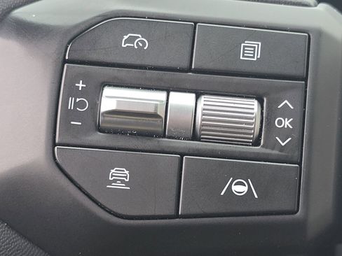 Used 2025 Kia K4 GT-Line image 32