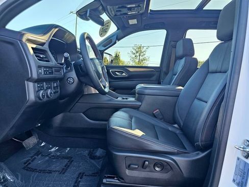 Used 2024 Chevrolet Tahoe RST w/ Sport Performance Package AWD/4WD image 18