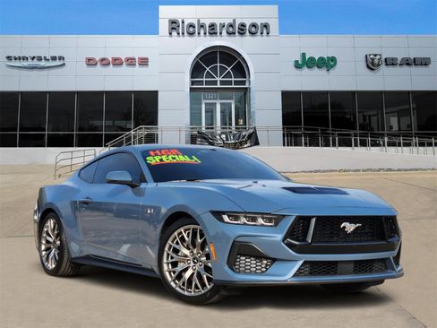Used 2024 Ford Mustang GT Premium image 1