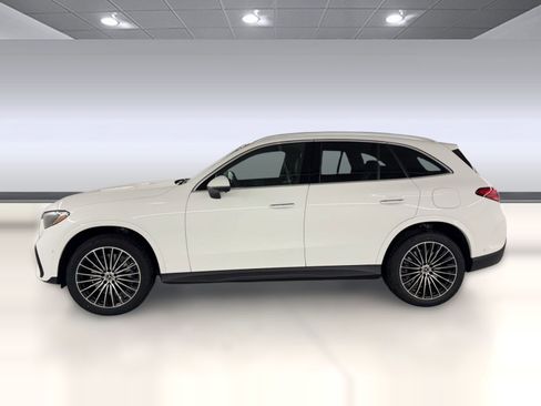 New 2026 Mercedes-Benz GLC 350e 4MATIC image 2