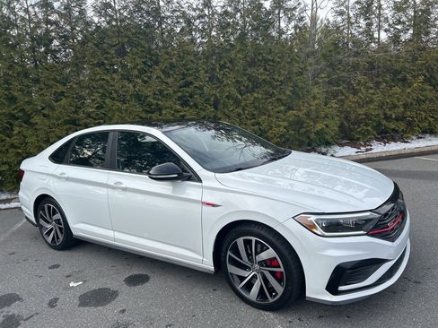 Used 2019 Volkswagen Jetta GLI Autobahn image 29