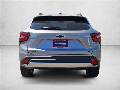 New 2026 Chevrolet Trax LT w/ LPO, Blackout Package image 8