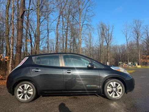 Used 2014 Nissan Leaf SL image 5