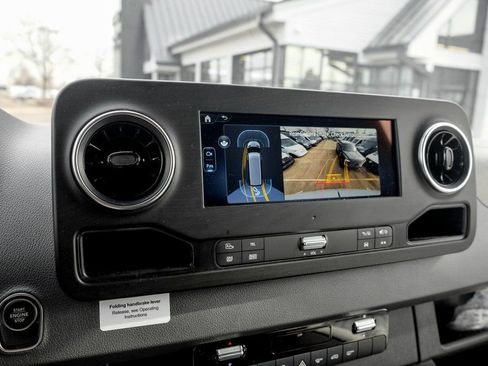 New 2025 Mercedes-Benz Sprinter 3500 image 19