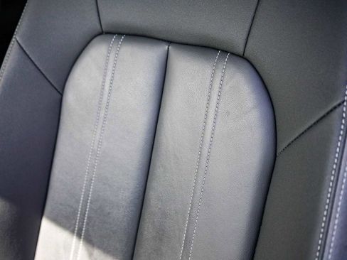 Used 2024 Audi Q4 e-tron Premium Plus image 11