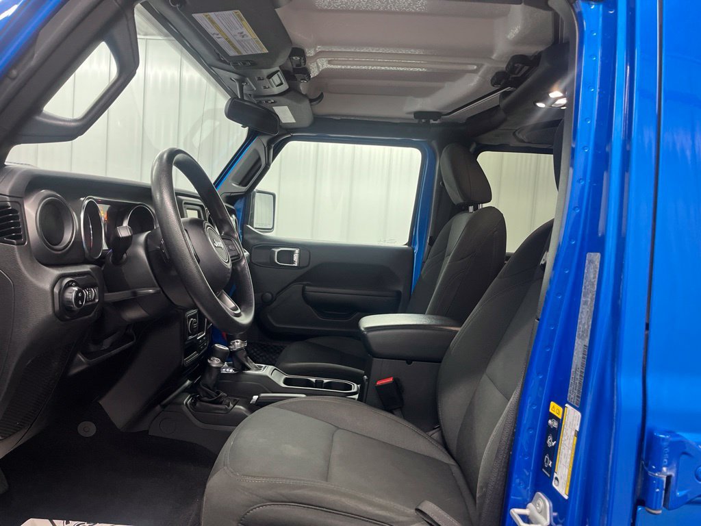 Used 2021 Jeep Gladiator Sport AWD/4WD image 19