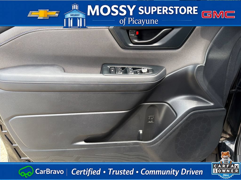 Used 2025 Subaru Forester Premium AWD/4WD image 14