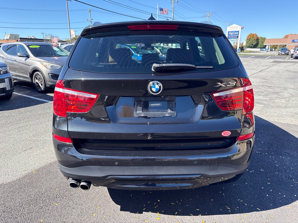 Used 2017 BMW X3 xDrive28i AWD/4WD image 6