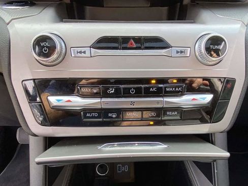 Used 2023 Ford Explorer XLT w/ Equipment Group 202A image 23