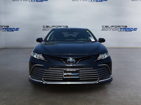 Used 2023 Toyota Camry LE image 2