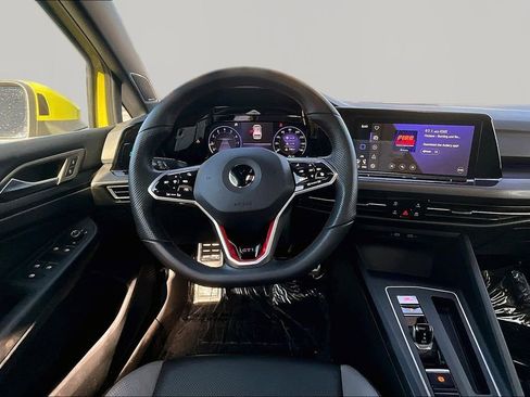 Used 2022 Volkswagen GTI Autobahn image 8