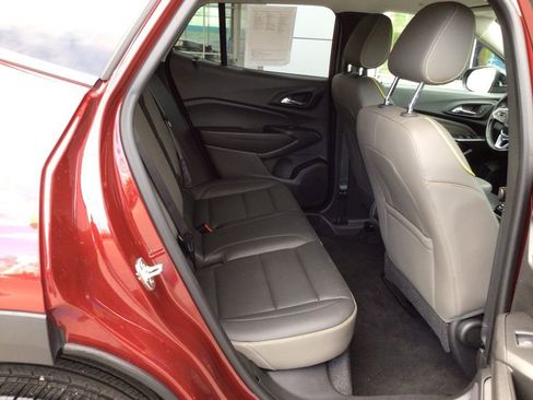 Used 2024 Chevrolet Trax ACTIV w/ Driver Confidence Package image 29