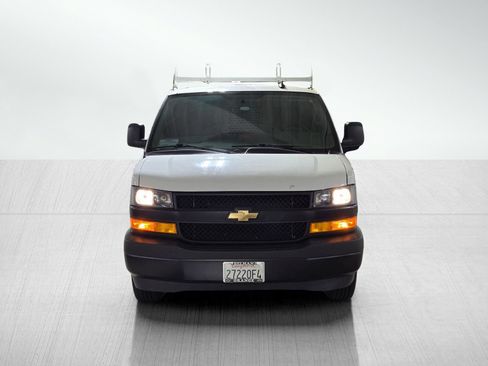 Used 2025 Chevrolet Express 2500 w/ Communications Package RWD image 2
