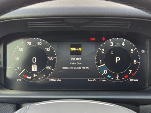 Used 2024 Land Rover Discovery Dynamic SE image 11